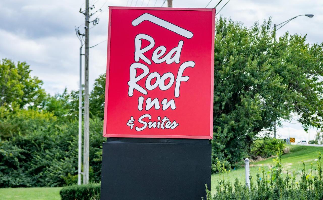 Red Roof Inn & Suites Indianapolis Airport Exterior photo